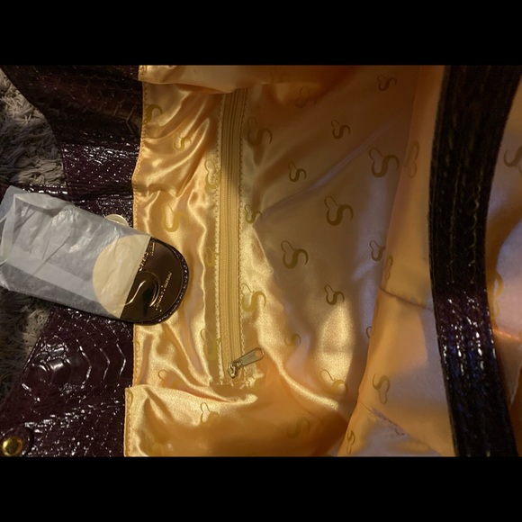 Serena Williams Handbag - Picture 3 of 5